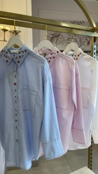 YEŞİM ÖZCAN ÇİÇEK İŞLEMELİ GÖMLEK PEMBE