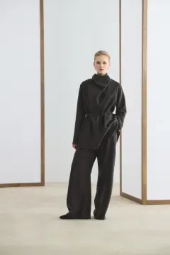 KADRİYE BAŞTÜRK DRAPE YAKA TENSEL TUNİK PANTOLON TAKIM ACI KAHVE