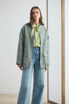 KADRİYE BAŞTÜRK DESENLİ JAKAR BOMBER CEKET UÇUK MAVİ