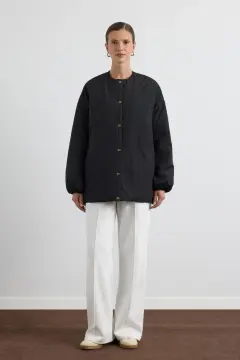 KADRİYE BAŞTÜRK FERMUARLI ŞİŞME MONT SİYAH