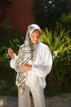 MİHRİE SİYAH M MONOGRAM EŞARP