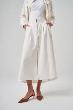 OMELYA FERMUAR DETAYLI ETEK EKRU