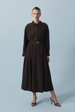 TERZİ DÜKKANI GOLD DÜĞÜM KEMER DETAYLI KREP ETEKLİ TAKIM KAHVE